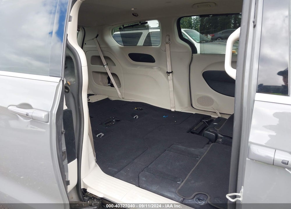 2022 CHRYSLER PACIFICA TOURING L VIN: 2C4RC1BG0NR198297