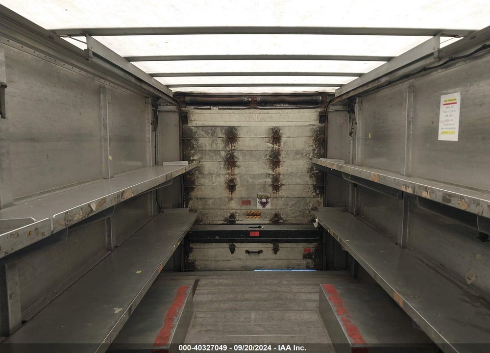 2000 FREIGHTLINER CHASSIS M LINE WALK-IN VAN VIN: 4UZA4FA40YCG64949