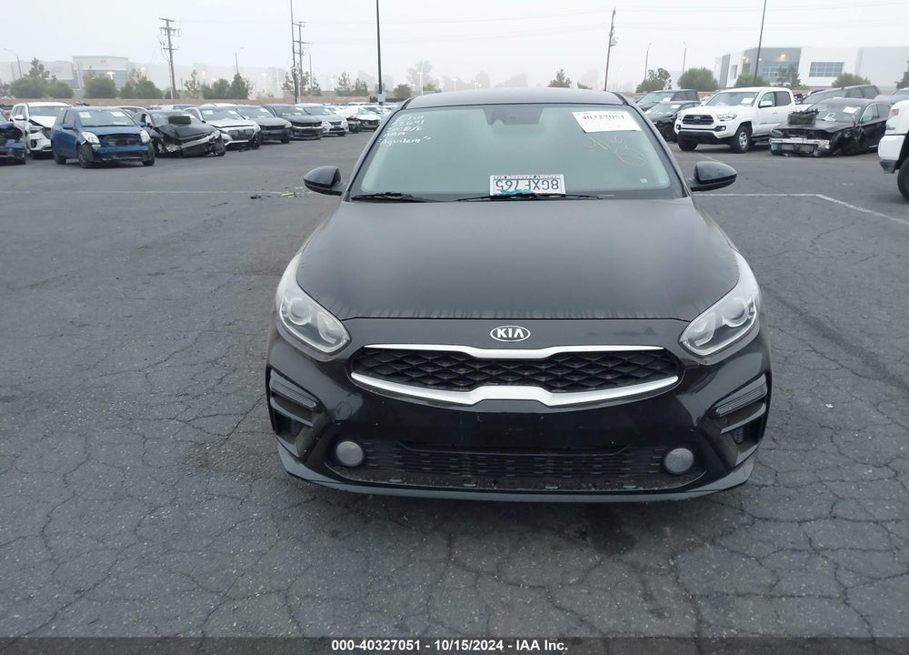 2019 KIA FORTE LXS VIN: 3KPF24AD5KE029257