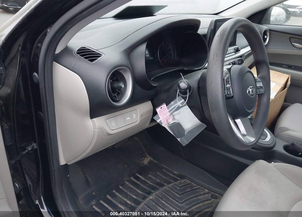 2019 KIA FORTE LXS VIN: 3KPF24AD5KE029257