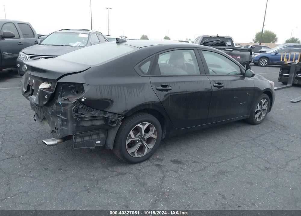2019 KIA FORTE LXS VIN: 3KPF24AD5KE029257