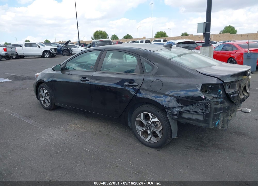 2019 KIA FORTE LXS VIN: 3KPF24AD5KE029257