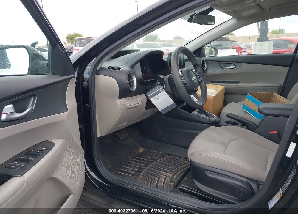 2019 KIA FORTE LXS VIN: 3KPF24AD5KE029257