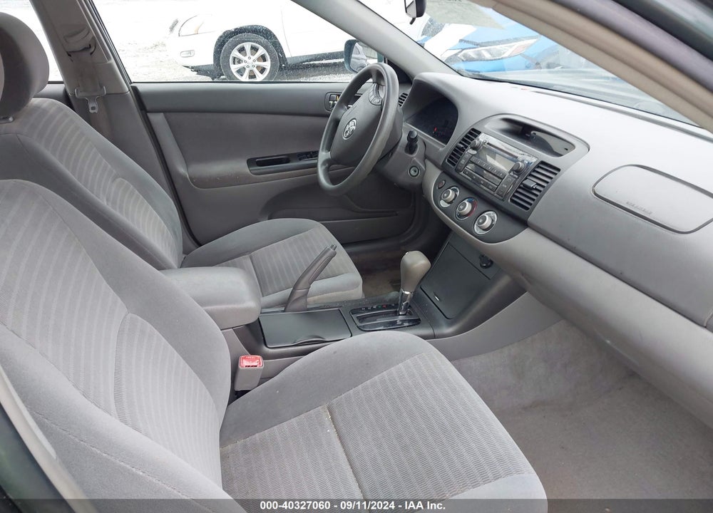 2005 TOYOTA CAMRY LE VIN: 4T1BE32K55U022940