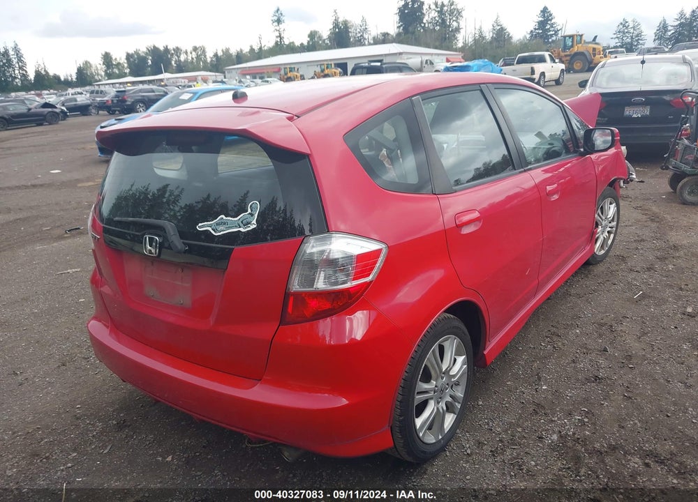 2010 HONDA FIT SPORT VIN: JHMGE8H48AC015477
