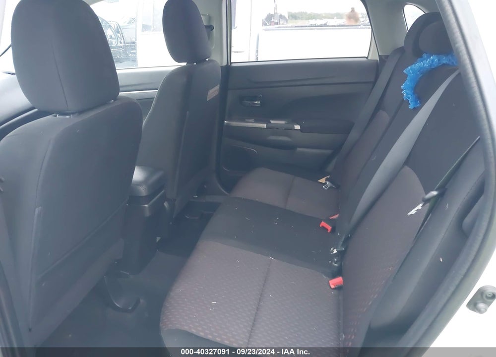 2018 MITSUBISHI OUTLANDER SPORT 2.0 ES VIN: JA4AP3AU5JZ017905