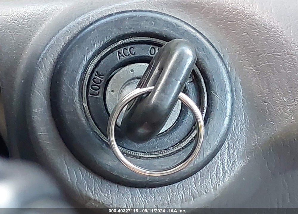 2004 TOYOTA SEQUOIA SR5 V8 VIN: 5TDZT34A24S206474
