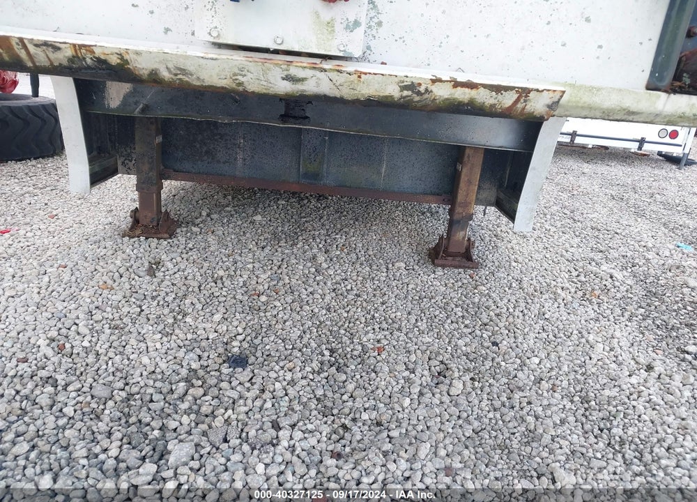 1995 MICKEY TRAILER VIN: 1M9RB1618SH043302