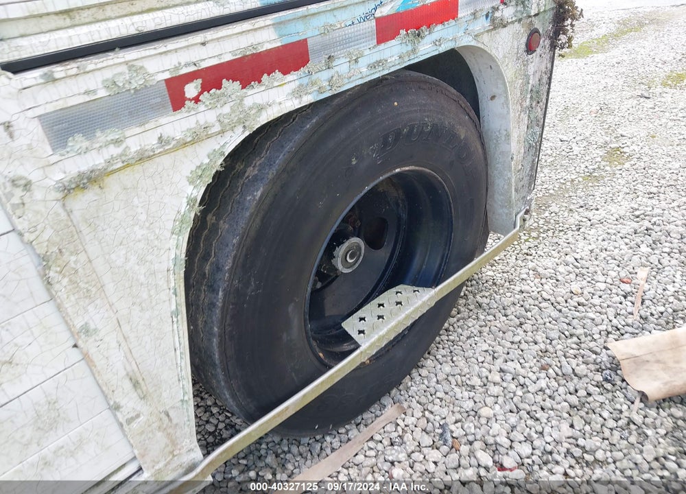1995 MICKEY TRAILER VIN: 1M9RB1618SH043302