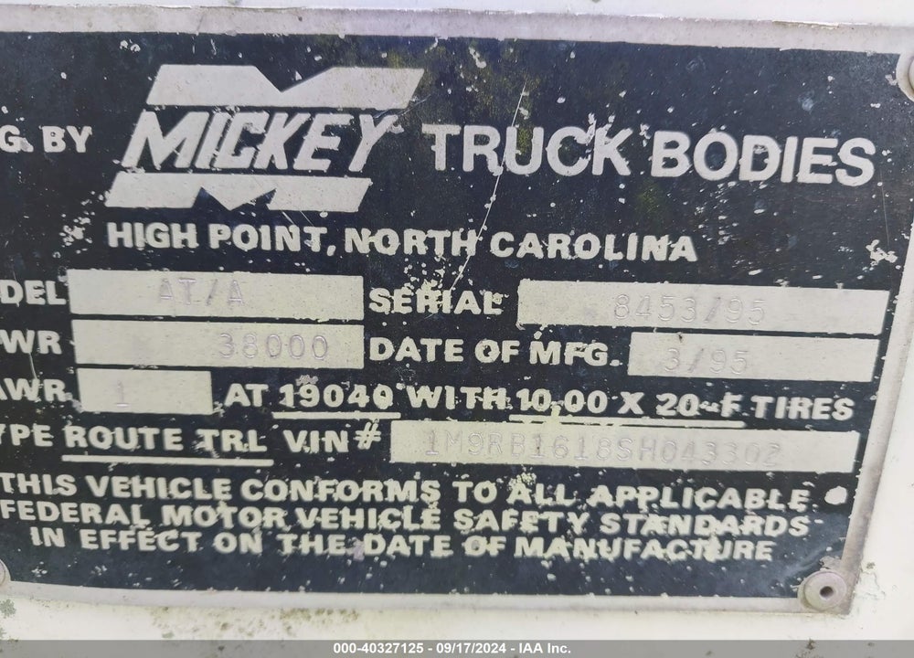 1995 MICKEY TRAILER VIN: 1M9RB1618SH043302