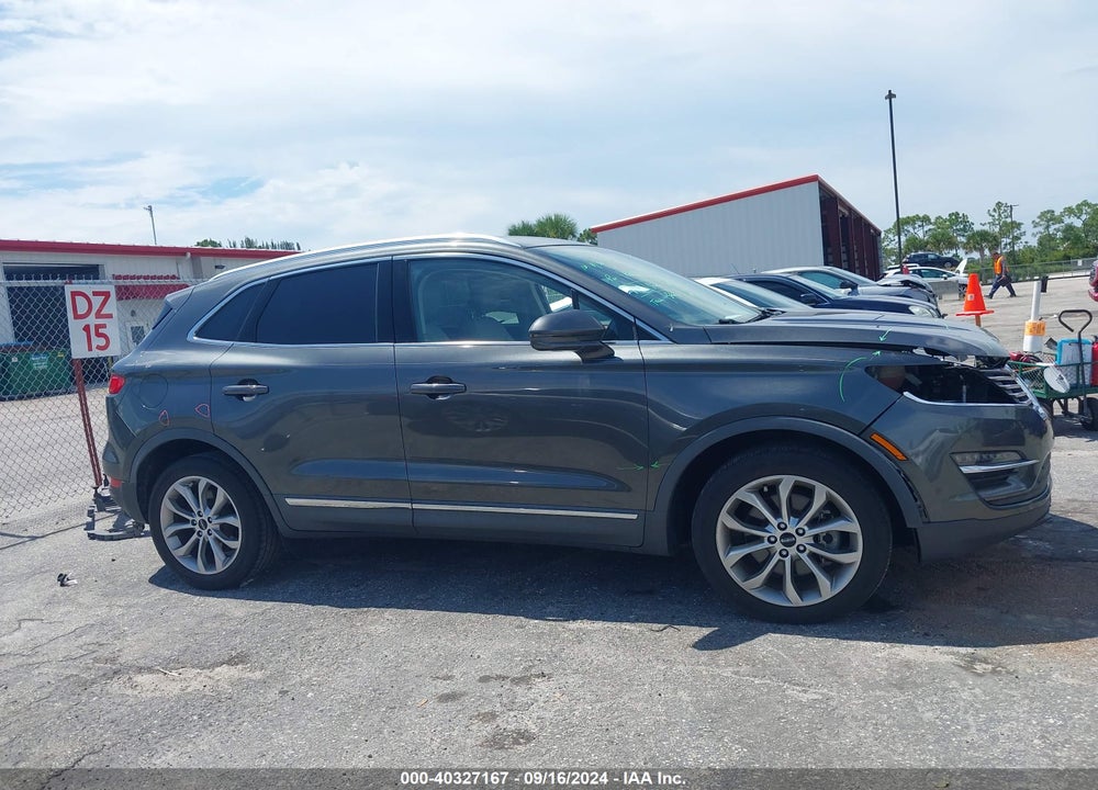 2017 LINCOLN MKC SELECT VIN: 5LMCJ2C97HUL32675