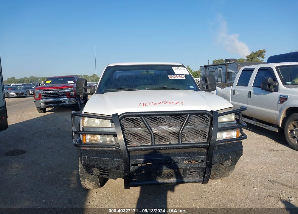 2004 CHEVROLET SILVERADO 2500HD WORK TRUCK VIN: 1GCHC23U34F140986