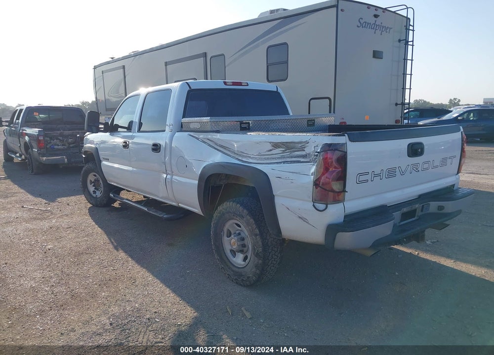 2004 CHEVROLET SILVERADO 2500HD WORK TRUCK VIN: 1GCHC23U34F140986