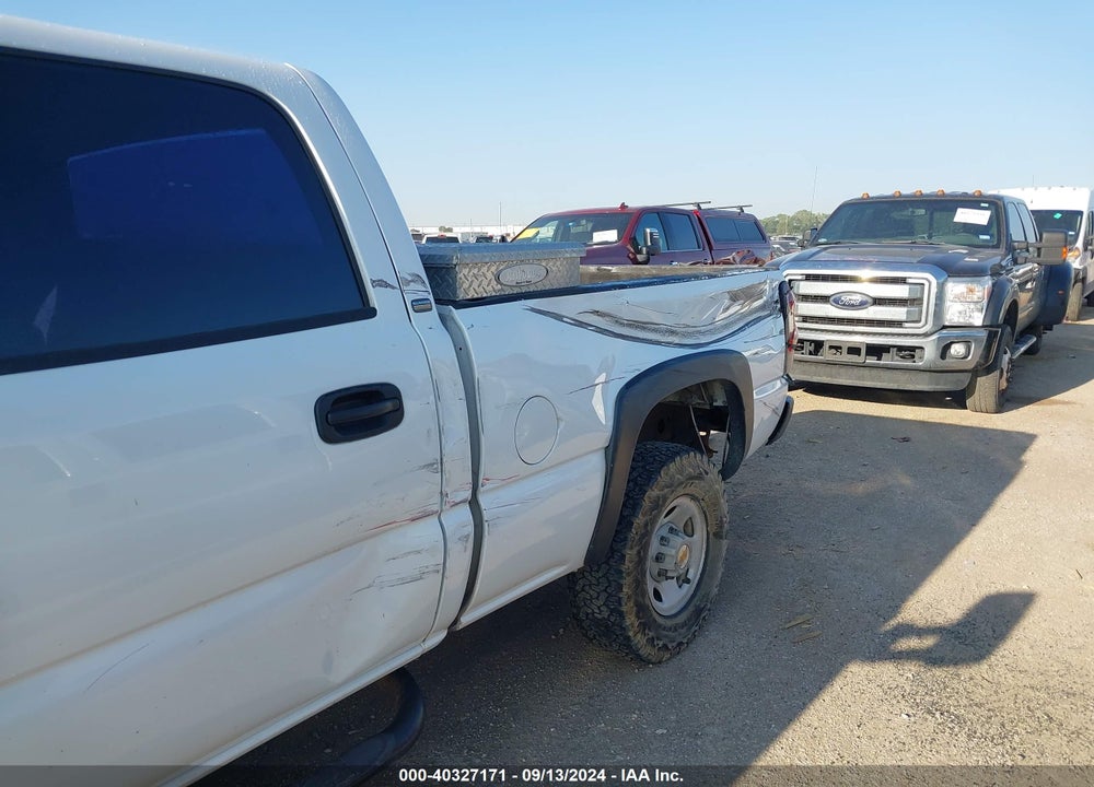 2004 CHEVROLET SILVERADO 2500HD WORK TRUCK VIN: 1GCHC23U34F140986