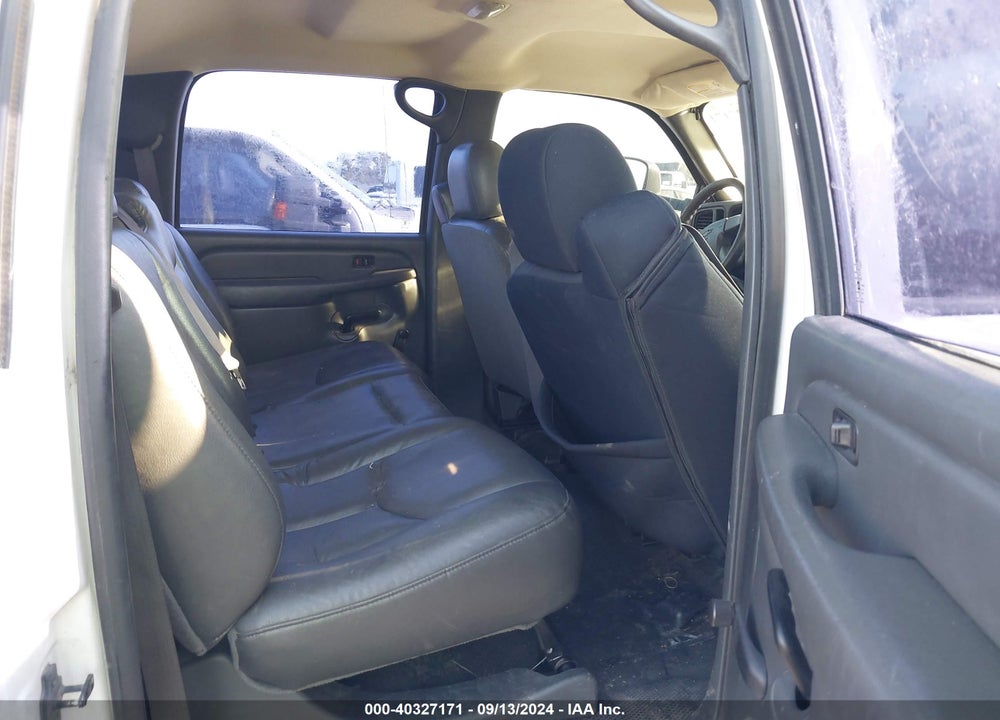 2004 CHEVROLET SILVERADO 2500HD WORK TRUCK VIN: 1GCHC23U34F140986