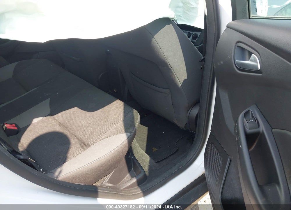2013 FORD FOCUS SE VIN: 1FADP3F29DL250953