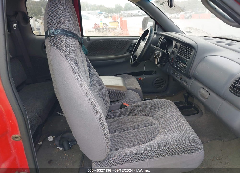 1998 DODGE DAKOTA SLT/SPORT VIN: 1B7GG22X3WS560317