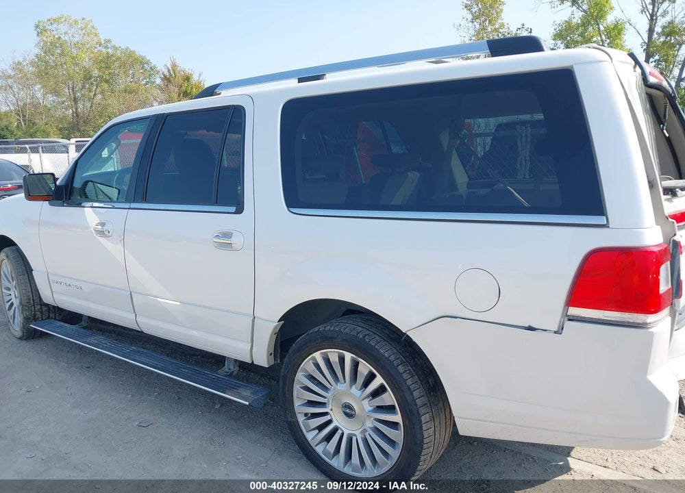 2017 LINCOLN NAVIGATOR L SELECT VIN: 5LMJJ3JT8HEL08570