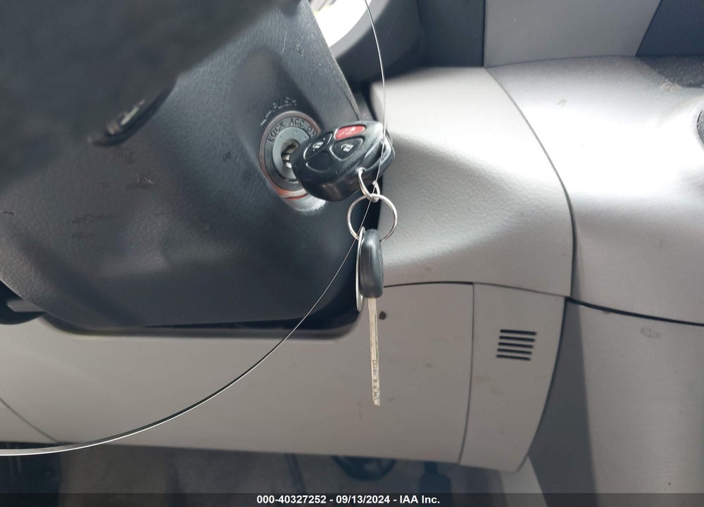 2007 TOYOTA RAV4 VIN: JTMBD33V175111515