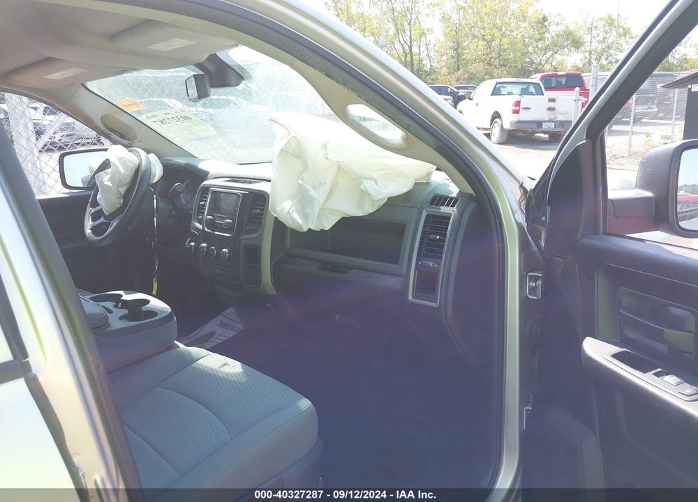 2017 RAM 1500 ST VIN: 3C6RR7KT8HG617500
