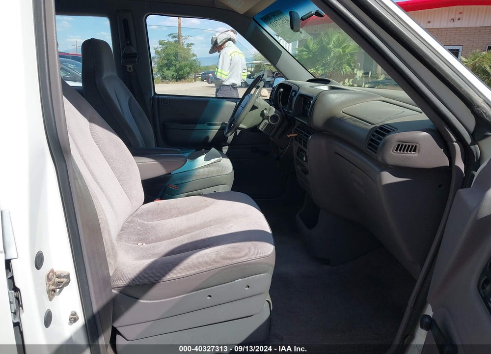 1994 DODGE CARAVAN VIN: 2B4GH2539RR767190
