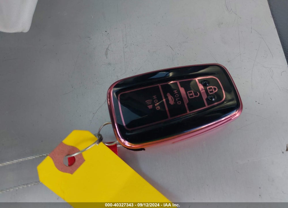 2022 TOYOTA HIGHLANDER XLE VIN: 5TDGZRBHXNS169216