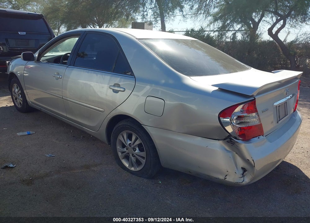 2004 TOYOTA CAMRY LE V6 VIN: 4T1BF32K24U588548