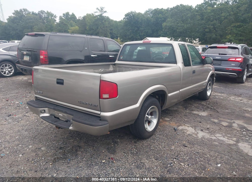 2003 CHEVROLET S-10 LS VIN: 1GCCS19X238285478