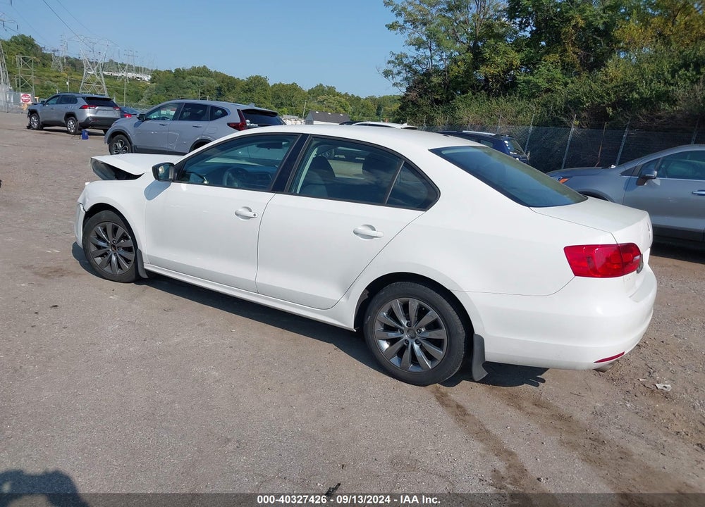 2012 VOLKSWAGEN JETTA 2.0L S VIN: 3VW2K7AJ1CM351226