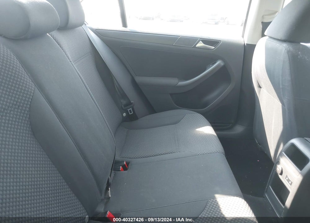 2012 VOLKSWAGEN JETTA 2.0L S VIN: 3VW2K7AJ1CM351226