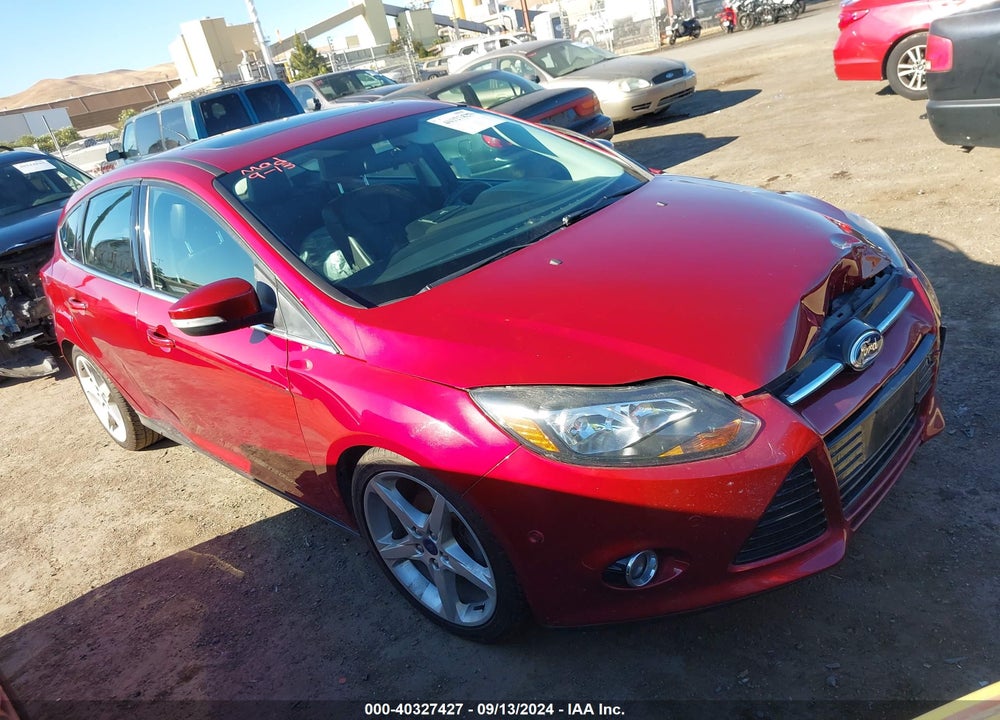2014 FORD FOCUS TITANIUM VIN: 1FADP3N25EL230508