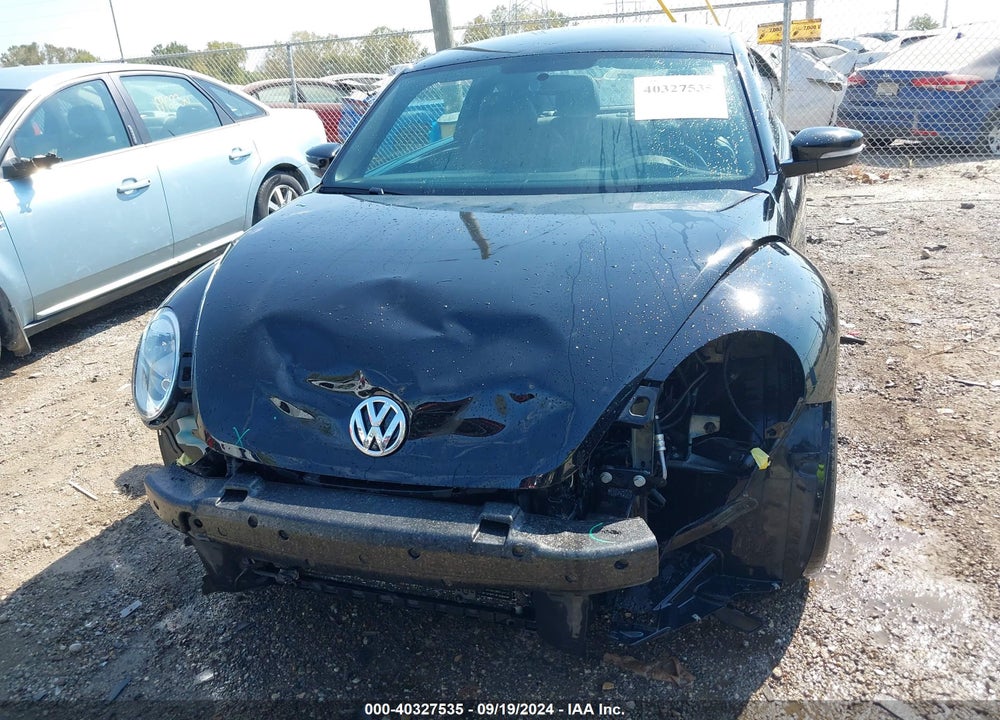 2013 VOLKSWAGEN BEETLE 2.5L/2.5L FENDER EDITION VIN: 3VWJP7AT2DM683675