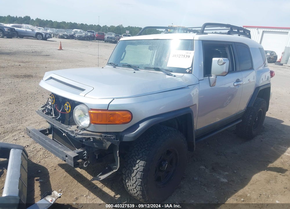 2007 TOYOTA FJ CRUISER VIN: JTEBU11F370067221