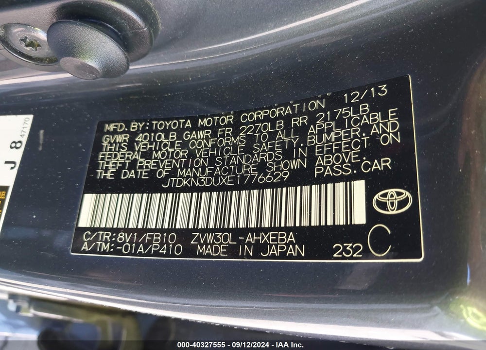 2014 TOYOTA PRIUS TWO VIN: JTDKN3DUXE1776629