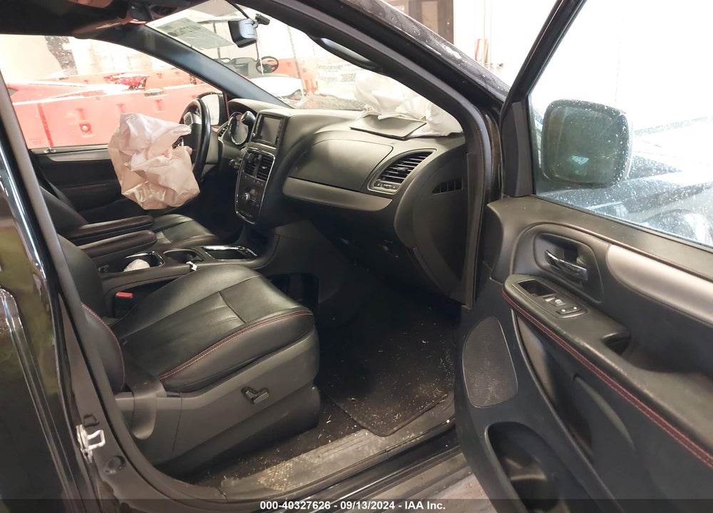 2018 DODGE GRAND CARAVAN GT VIN: 2C4RDGEG0JR221132