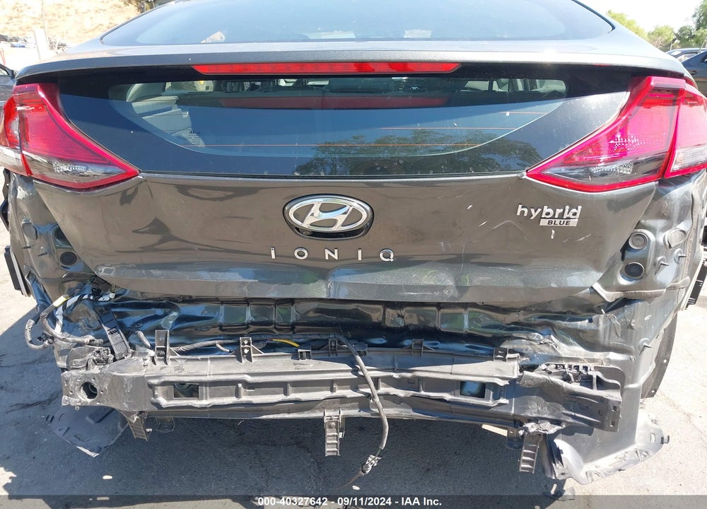 2022 HYUNDAI IONIQ HYBRID BLUE VIN: KMHC65LC8NU268255