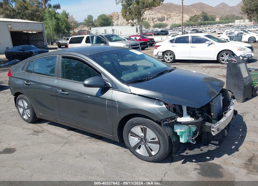 2022 HYUNDAI IONIQ HYBRID BLUE VIN: KMHC65LC8NU268255