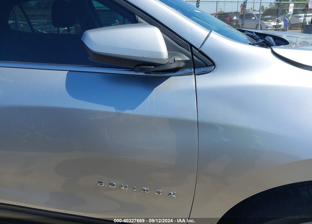 2018 CHEVROLET EQUINOX LT VIN: 3GNAXJEV6JS574095