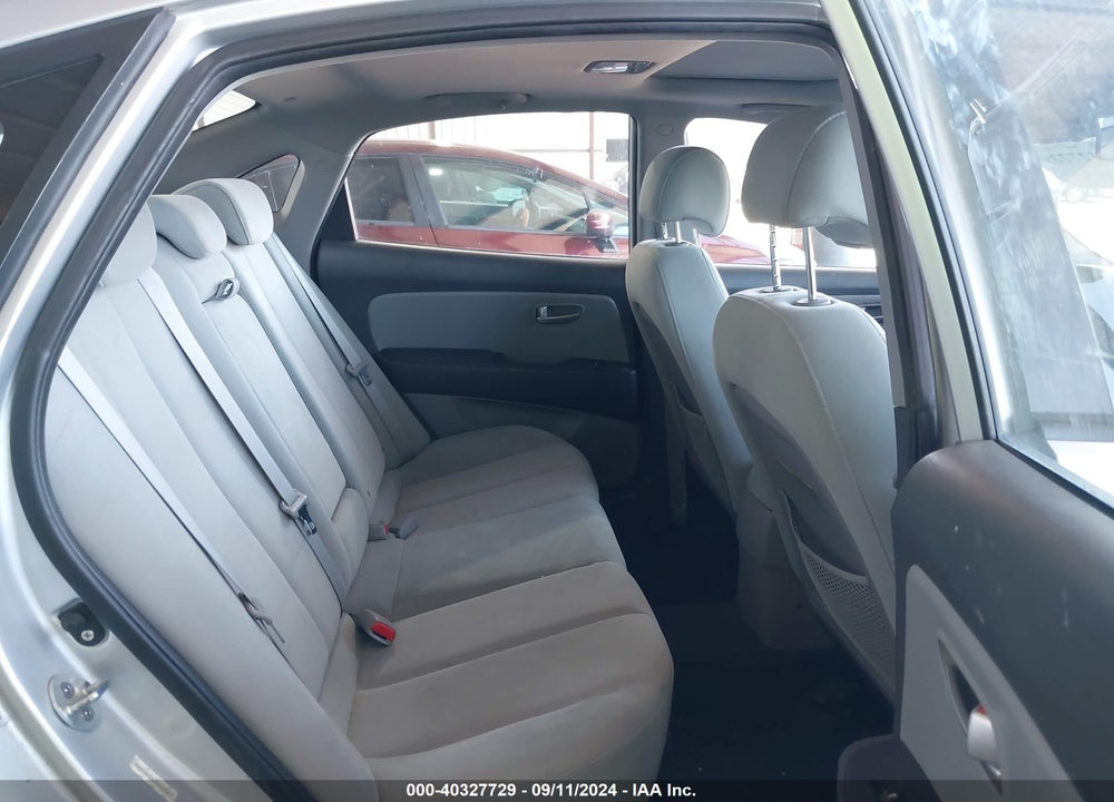 2008 HYUNDAI ELANTRA GLS/SE VIN: KMHDU46DX8U552578