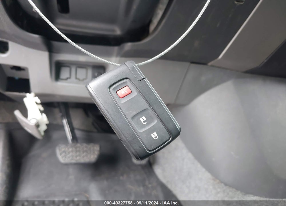 2008 TOYOTA PRIUS VIN: JTDKB20U587712427