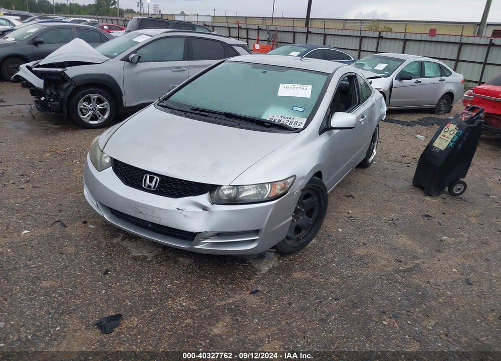 2010 HONDA CIVIC LX VIN: 2HGFG1B67AH506565