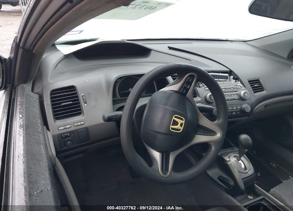 2010 HONDA CIVIC LX VIN: 2HGFG1B67AH506565