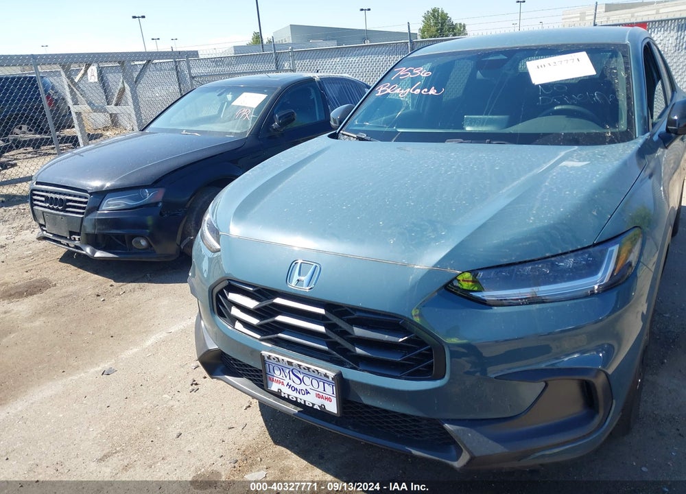 2025 HONDA HR-V AWD SPORT VIN: 3CZRZ2H58SM718429