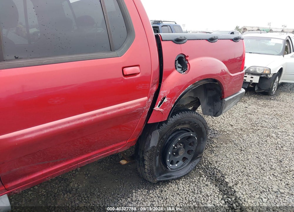 2004 FORD EXPLORER SPORT TRAC ADRENALIN/XLS/XLT VIN: 1FMDU77K24UA82717