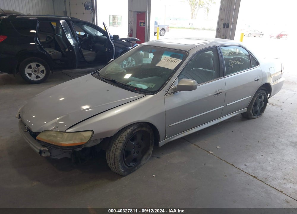 2002 HONDA ACCORD 3.0 EX VIN: 1HGCG16582A065470
