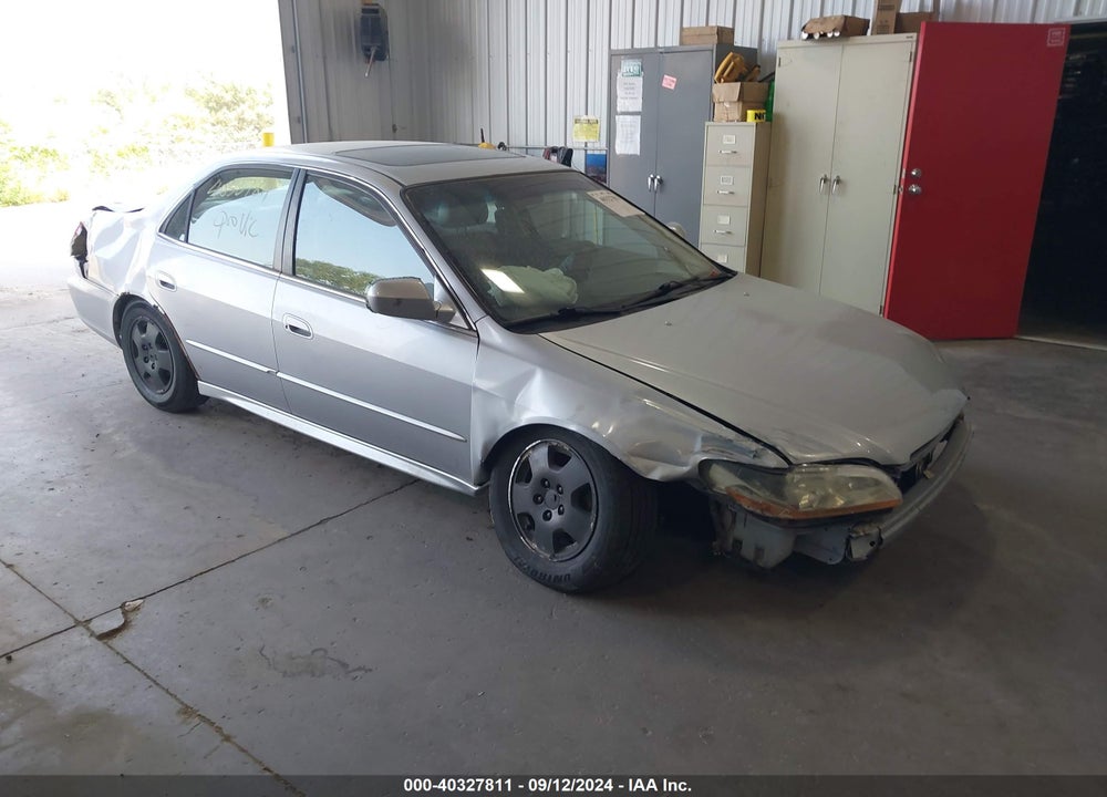 2002 HONDA ACCORD 3.0 EX VIN: 1HGCG16582A065470