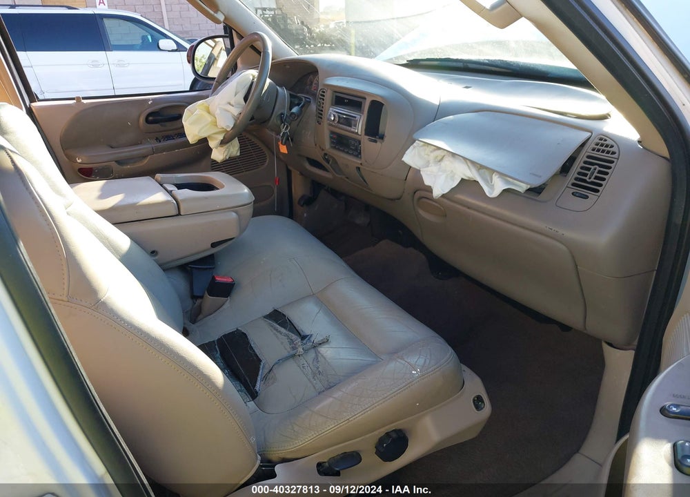 2002 FORD F-150 LARIAT/XLT VIN: 1FTRW07L62KC33457