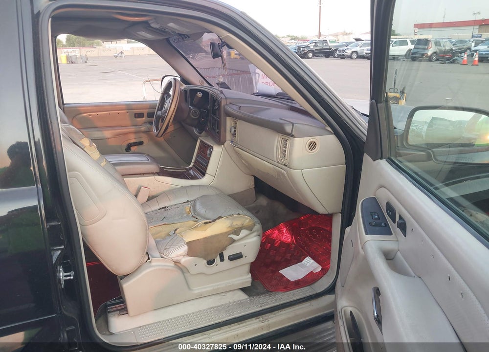 2004 CADILLAC ESCALADE STANDARD VIN: 1GYEK63N64R281338