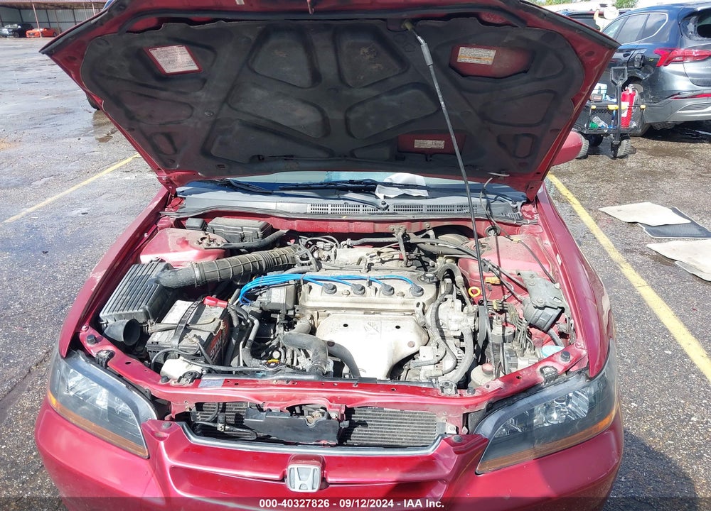 2000 HONDA ACCORD 2.3 SE VIN: JHMCG5673YC010153