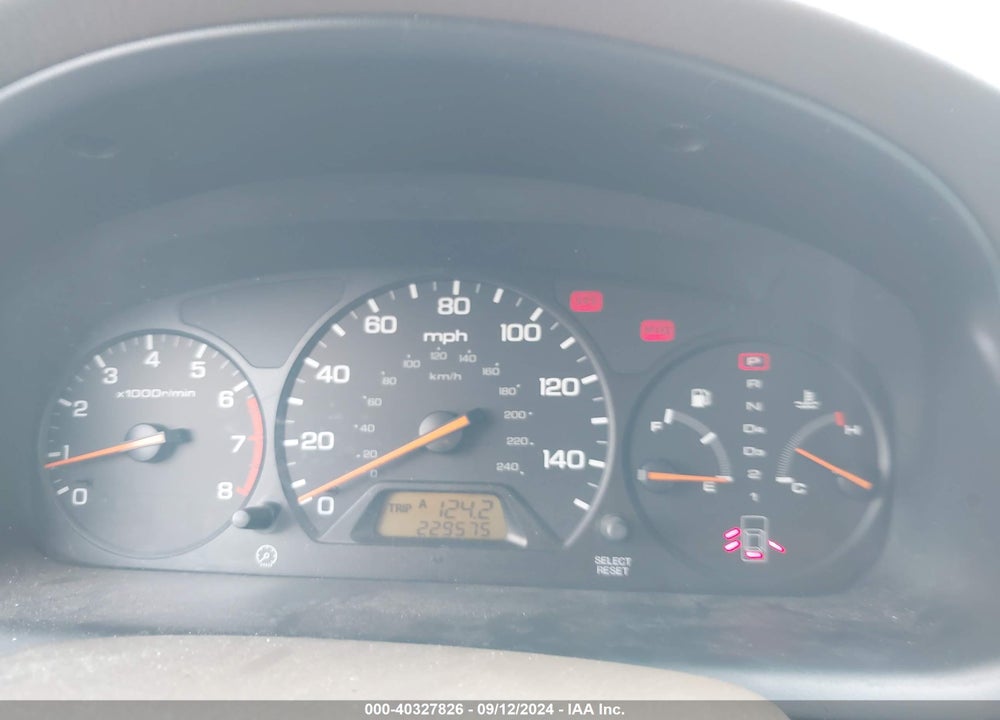 2000 HONDA ACCORD 2.3 SE VIN: JHMCG5673YC010153